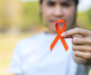 Leucemia,Riñón,Día contra el CáncerDía Mundial de la Esclerosis Múltiple