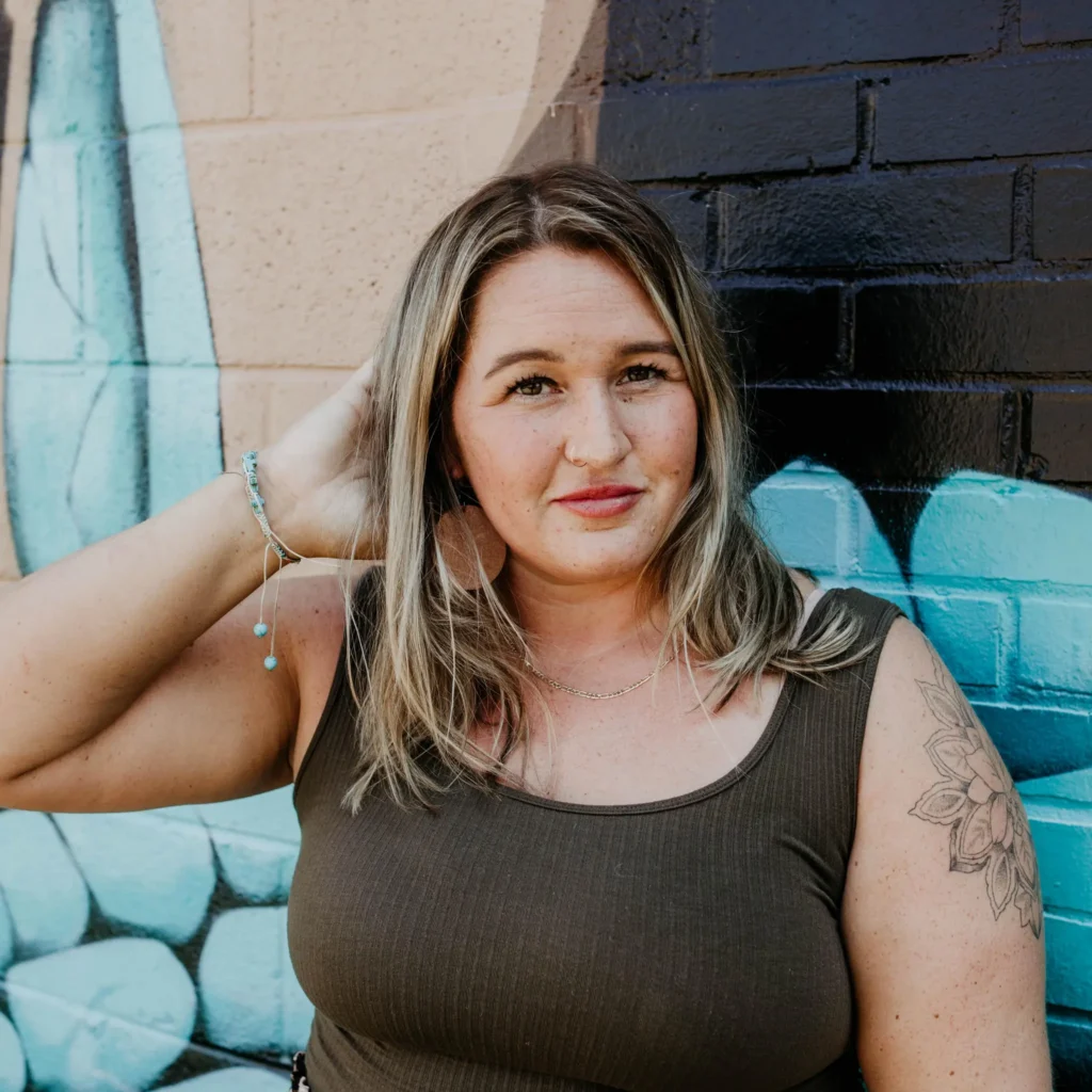Samantha Bradley - Vaya Recovery - Traditional Clothing